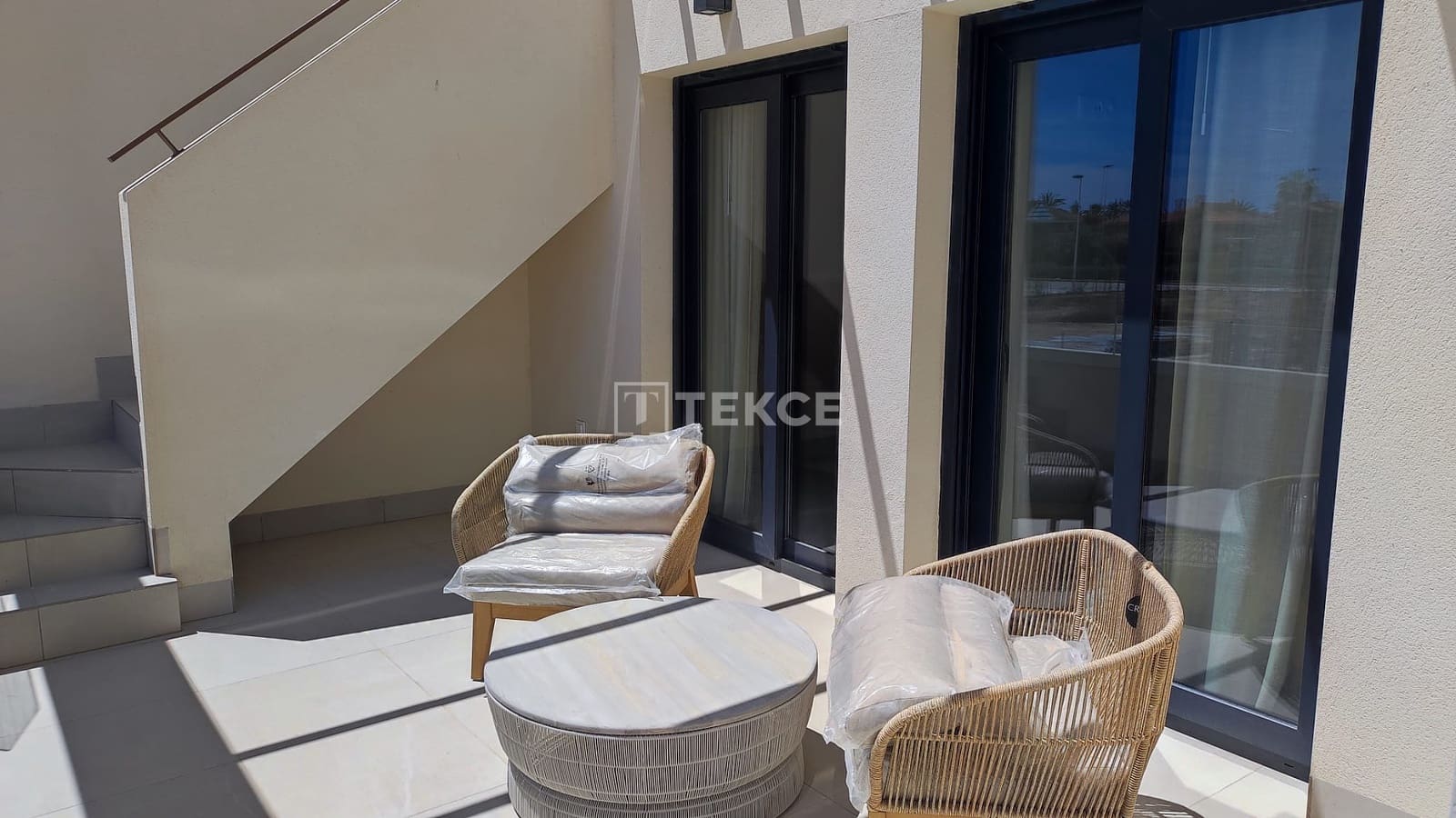 2 slaapkamer Flat te koop in Torrevieja met zwembad - € 380.000 (Ref: 8965587)