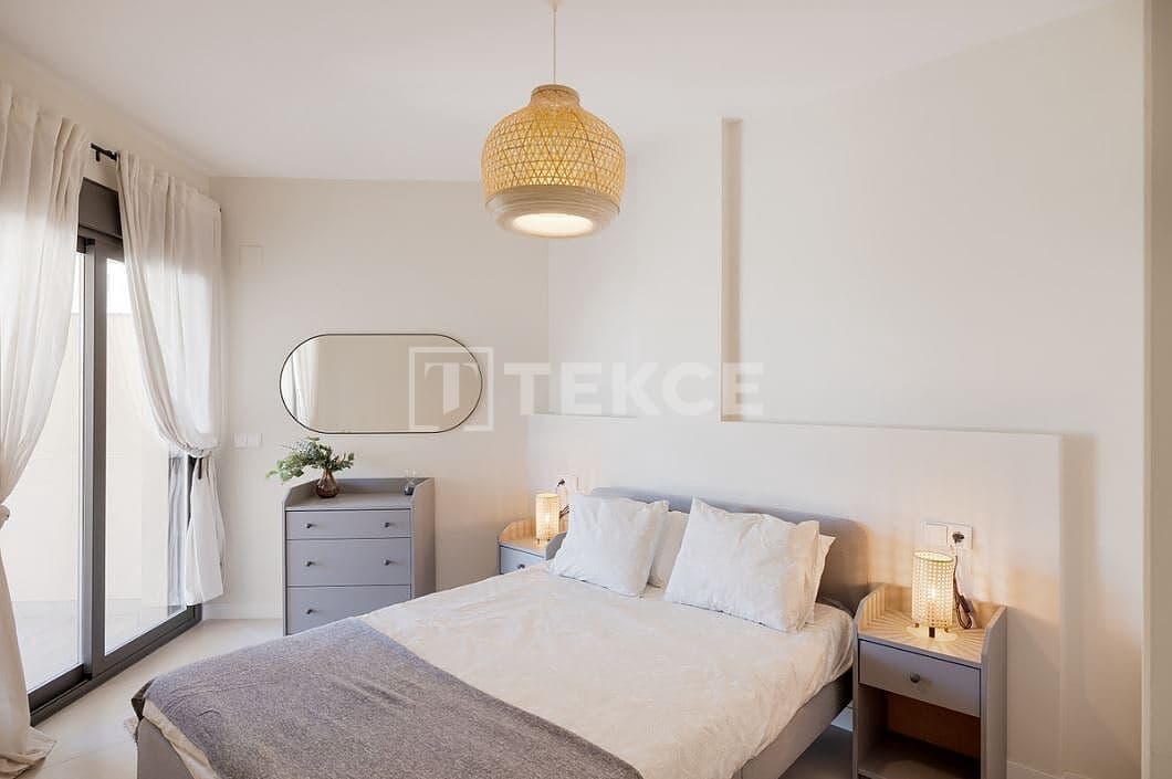 2 slaapkamer Flat te koop in Benajarafe met zwembad - € 361.000 (Ref: 8965592)