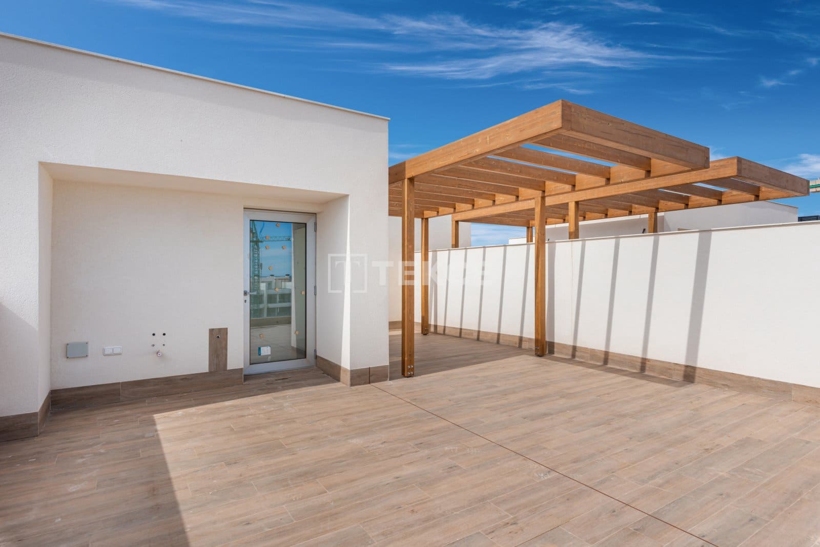 2 slaapkamer Flat te koop in Playa Flamenca met zwembad - € 425.000 (Ref: 8965634)