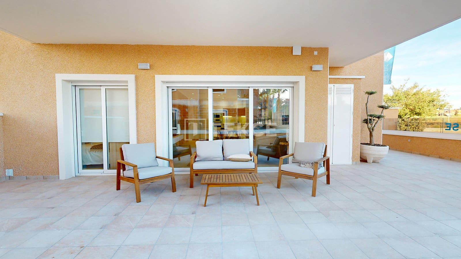 Piso de 3 habitaciones en El Raso en venta con piscina - 345.000 € (Ref: 8965637)