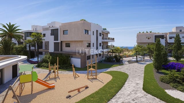 4 sovrum Lägenhet till salu i Estepona med pool - 1 160 000 € (Ref: 8965649)