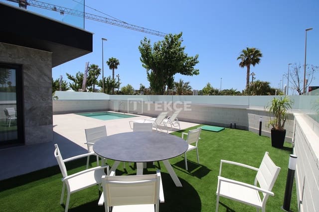 3 slaapkamer Villa te koop in Pilar de la Horadada met zwembad - € 725.000 (Ref: 8965661)