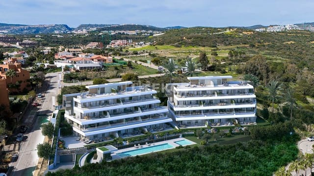 2 soverom Leilighet til salgs i Buenas Noches, Estepona med svømmebasseng - € 750 000 (Ref: 8965678)