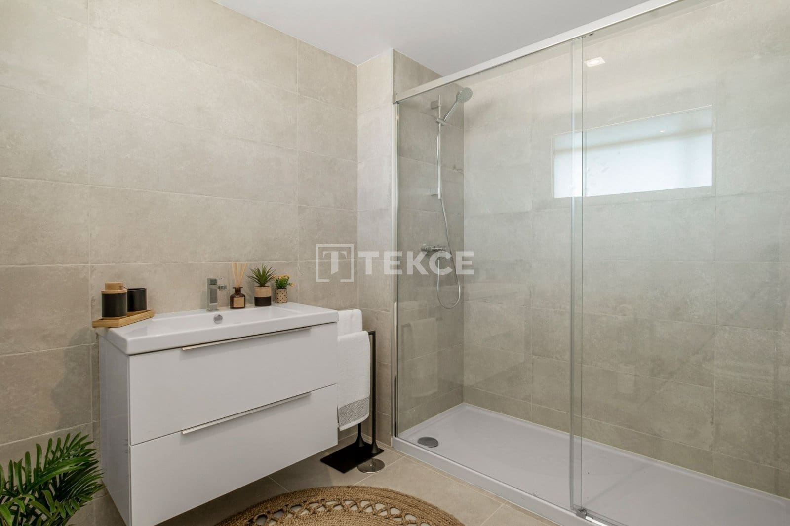 4 sovrum Lägenhet till salu i El Chaparral med pool - 743 000 € (Ref: 8965696)