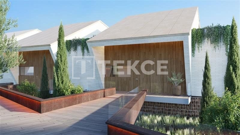 4 sypialnia Willa na sprzedaż w Fuengirola z basenem - 2 970 000 € (Ref: 8965709)