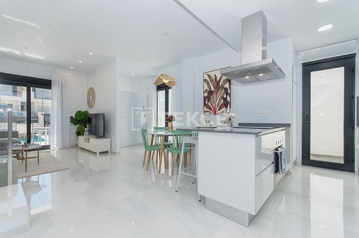 3 bedroom Villa for sale in Bigastro with pool - € 385,000 (Ref: 8965716)