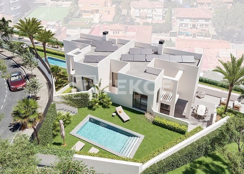 3 soveværelse Villa til salg i Malaga by med swimmingpool - € 1.650.000 (Ref: 8965741)