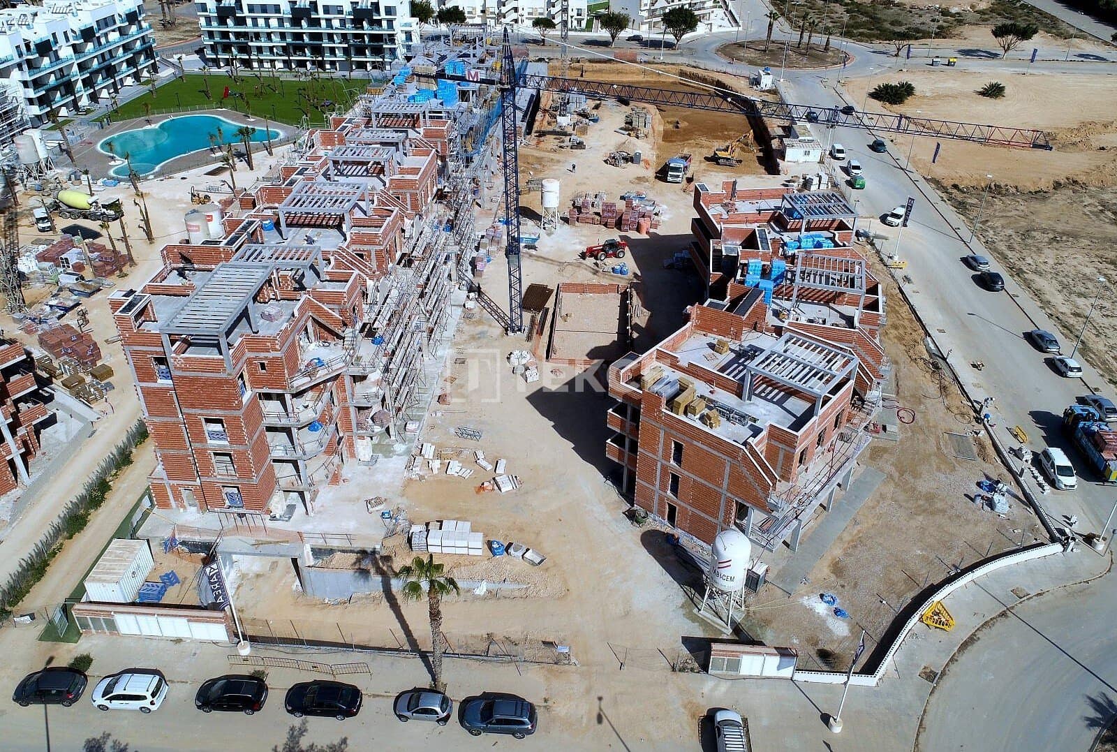 2 bedroom Flat for sale in El Raso with pool - € 294,000 (Ref: 8965761)