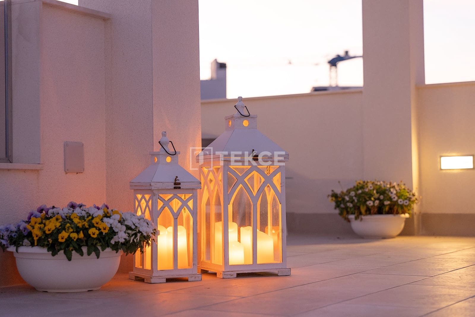 2 bedroom Flat for sale in El Raso with pool - € 294,000 (Ref: 8965761)