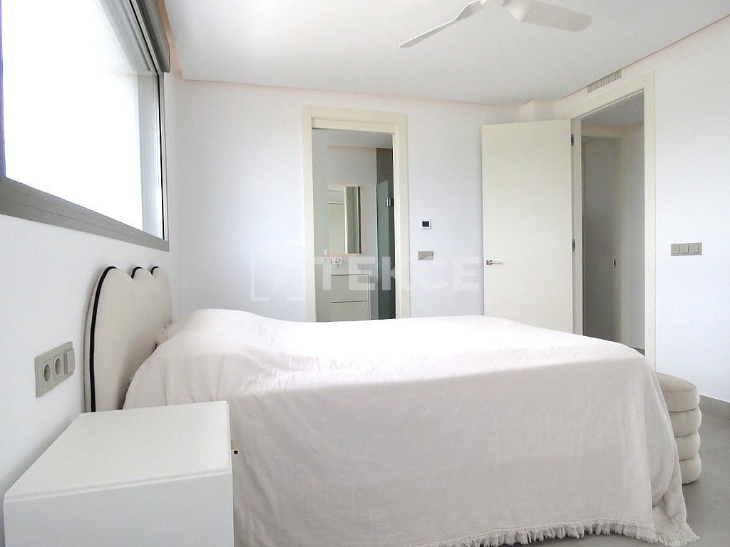 4 chambre Villa/Maison à vendre à Ciudad Quesada avec piscine - 1 800 000 € (Ref: 8965776)