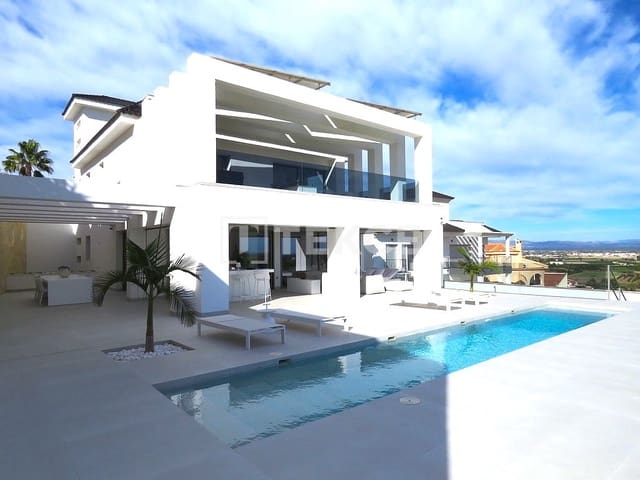 4 chambre Villa/Maison à vendre à Ciudad Quesada, Rojales avec piscine - 1 800 000 € (Ref: 8965776)