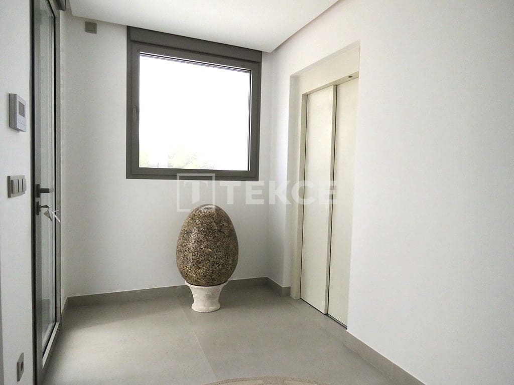 4 chambre Villa/Maison à vendre à Ciudad Quesada avec piscine - 1 800 000 € (Ref: 8965776)