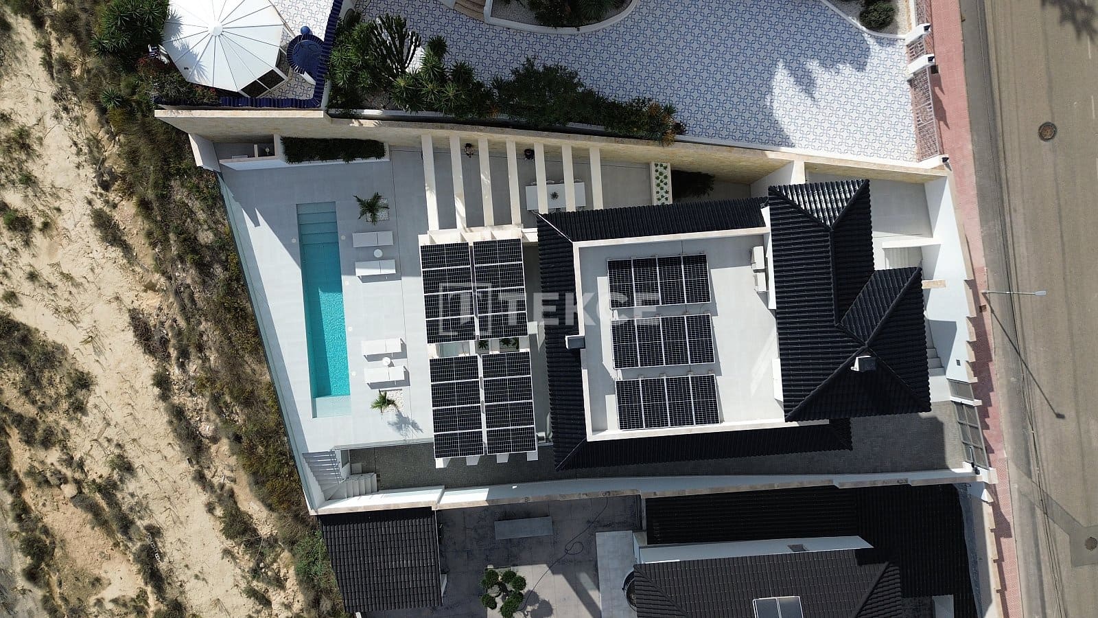 4 chambre Villa/Maison à vendre à Ciudad Quesada avec piscine - 1 800 000 € (Ref: 8965776)