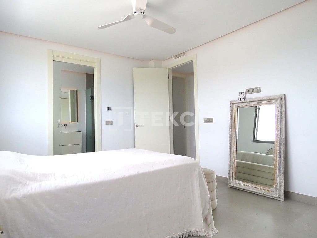 4 chambre Villa/Maison à vendre à Ciudad Quesada avec piscine - 1 800 000 € (Ref: 8965776)