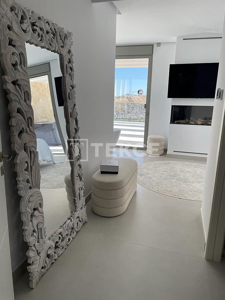 4 chambre Villa/Maison à vendre à Ciudad Quesada avec piscine - 1 800 000 € (Ref: 8965776)