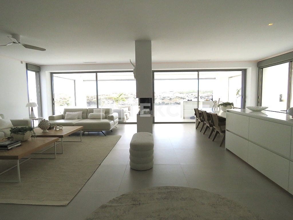 4 chambre Villa/Maison à vendre à Ciudad Quesada avec piscine - 1 800 000 € (Ref: 8965776)