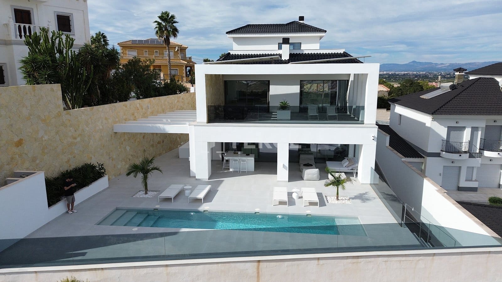 4 chambre Villa/Maison à vendre à Ciudad Quesada avec piscine - 1 800 000 € (Ref: 8965776)