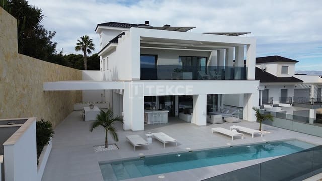 4 chambre Villa/Maison à vendre à Ciudad Quesada, Rojales avec piscine - 1 800 000 € (Ref: 8965776)