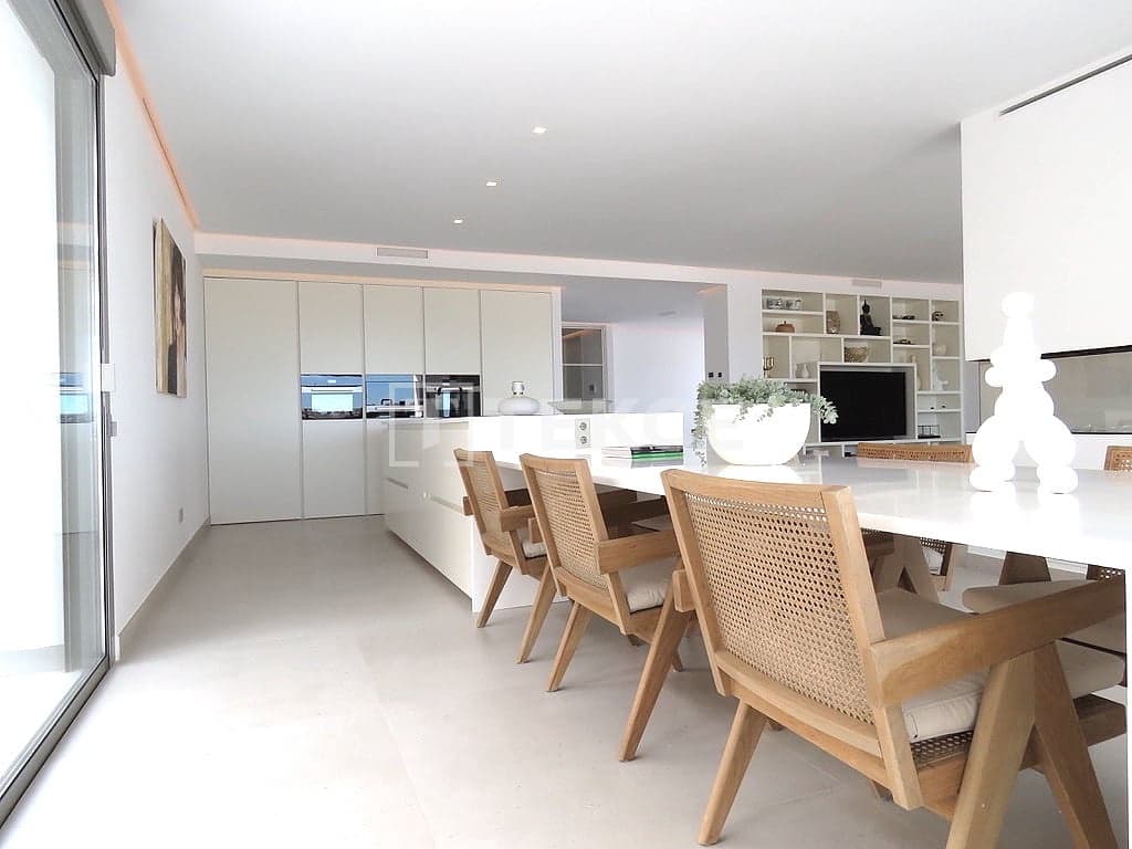 4 chambre Villa/Maison à vendre à Ciudad Quesada avec piscine - 1 800 000 € (Ref: 8965776)