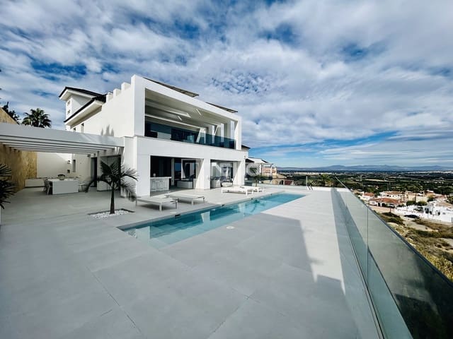 4 chambre Villa/Maison à vendre à Ciudad Quesada, Rojales avec piscine - 1 800 000 € (Ref: 8965776)