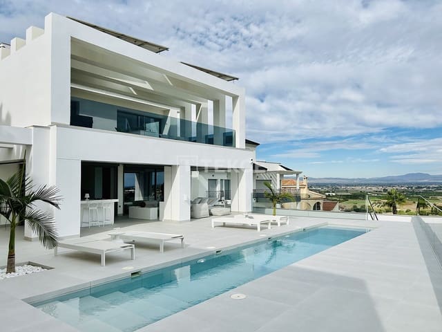 4 chambre Villa/Maison à vendre à Ciudad Quesada, Rojales avec piscine - 1 800 000 € (Ref: 8965776)