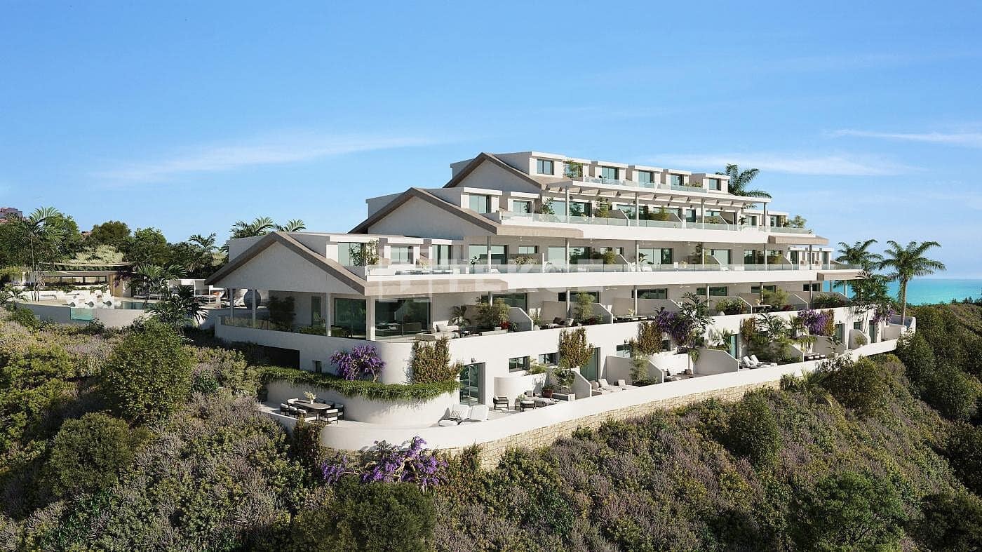 3 slaapkamer Flat te koop in Benalmadena Costa met zwembad - € 1.040.000 (Ref: 8965798)