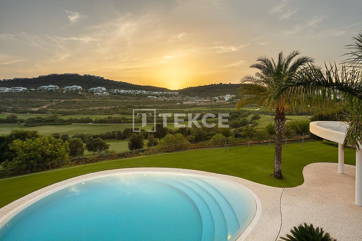 4 sypialnia Willa na sprzedaż w Casares z basenem - 6 500 000 € (Ref: 8965834)