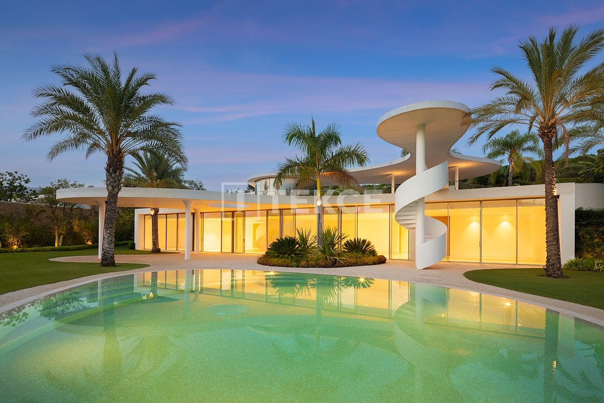 4 sypialnia Willa na sprzedaż w Casares z basenem - 6 500 000 € (Ref: 8965834)