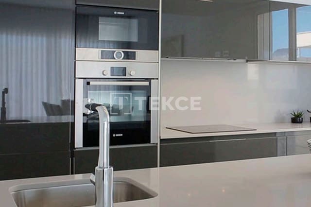 4 makuuhuone Huvila myytävänä paikassa San Fulgencio mukana uima-altaan - 1 190 000 € (Ref: 8965842)