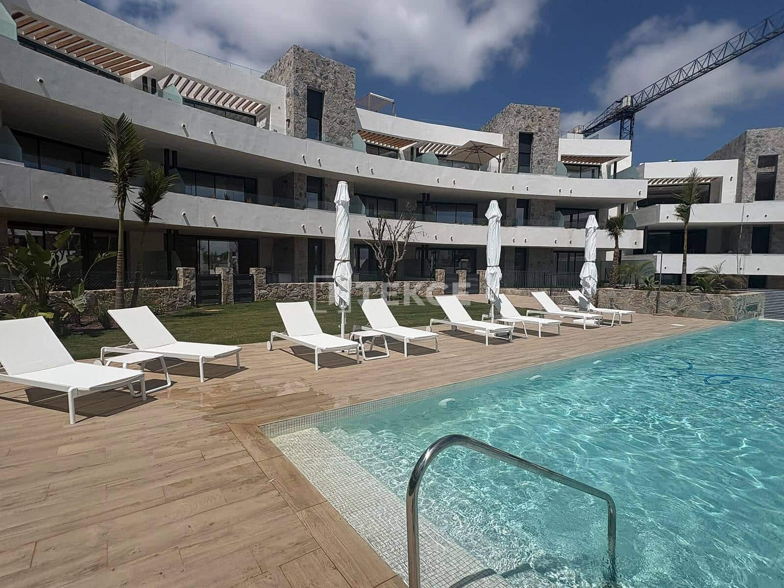 3 Zimmer Wohnung zu verkaufen in La Manga Club mit Pool - 500.000 € (Ref: 8965869)