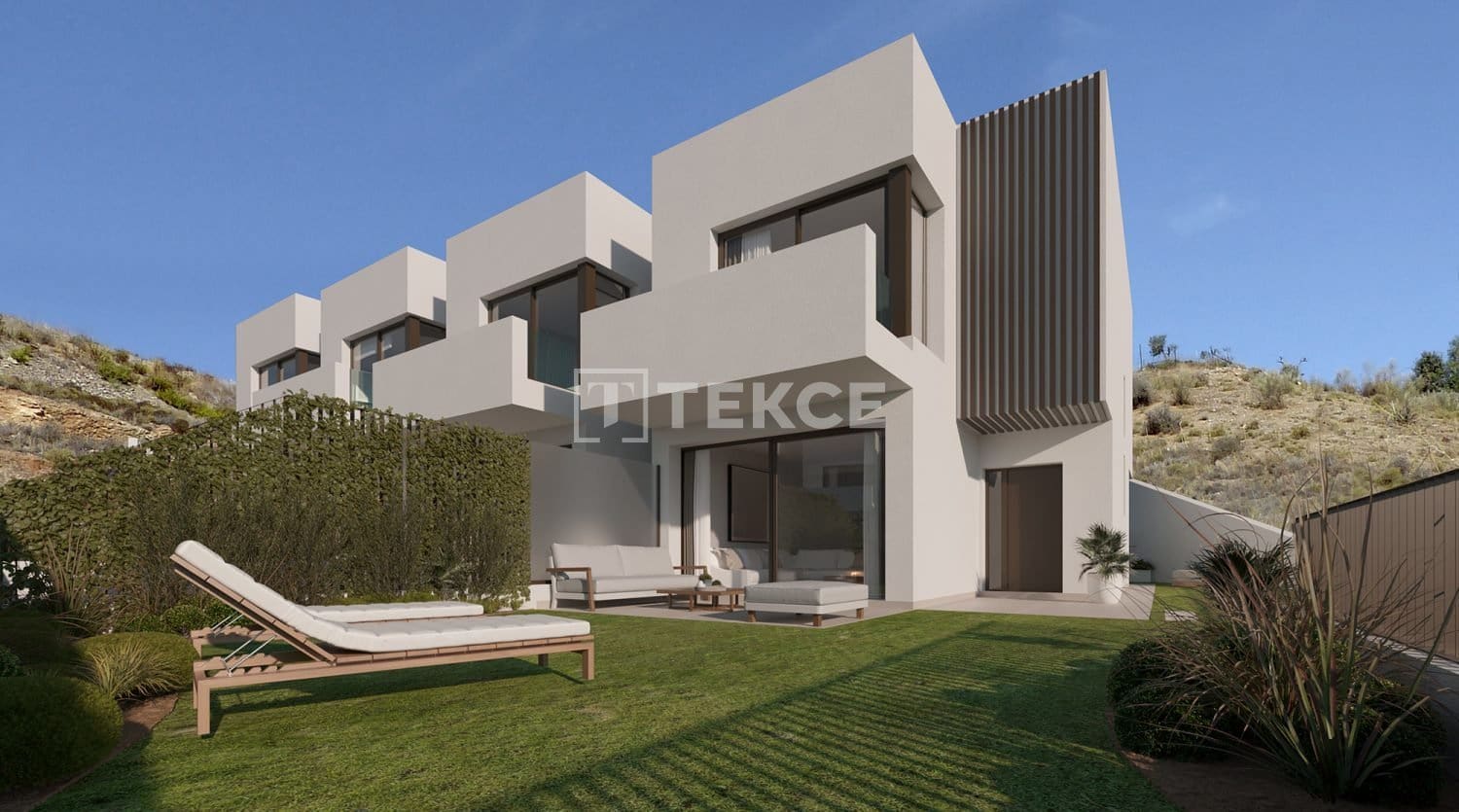 4 soveværelse Villa til salg i Torre de Benagalbon - € 695.000 (Ref: 8965907)