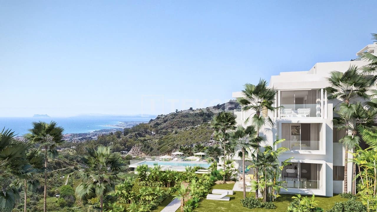 2 bedroom Flat for sale in Ojen with pool - € 795,000 (Ref: 8965927)