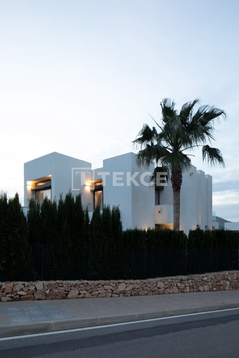 3 camera da letto Villa in vendita in La Manga del Mar Menor con piscina - 700.000 € (Rif: 8965934)