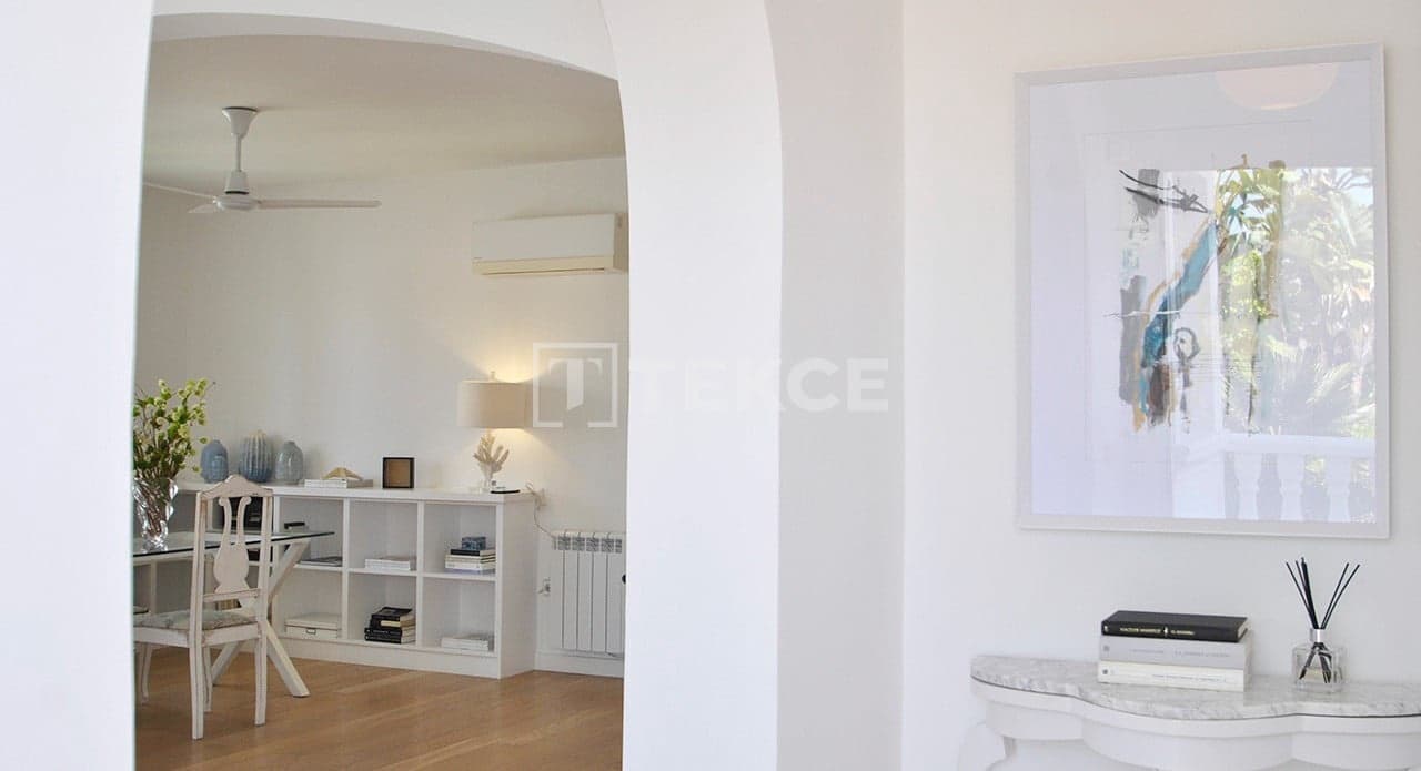 5 slaapkamer Villa te koop in San Fulgencio met zwembad - € 598.000 (Ref: 8965956)