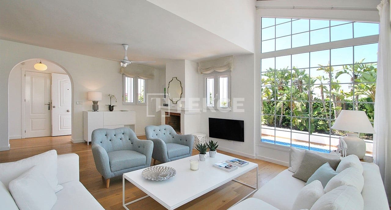 5 slaapkamer Villa te koop in San Fulgencio met zwembad - € 598.000 (Ref: 8965956)