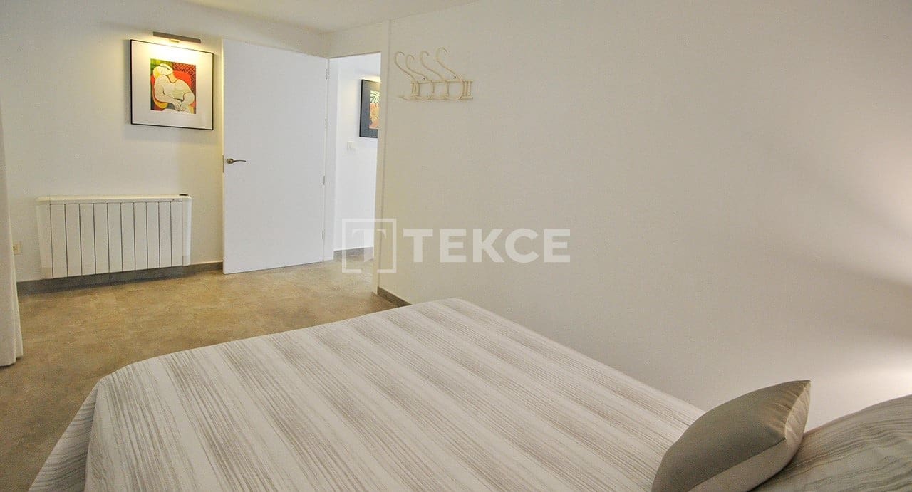 5 slaapkamer Villa te koop in San Fulgencio met zwembad - € 598.000 (Ref: 8965956)