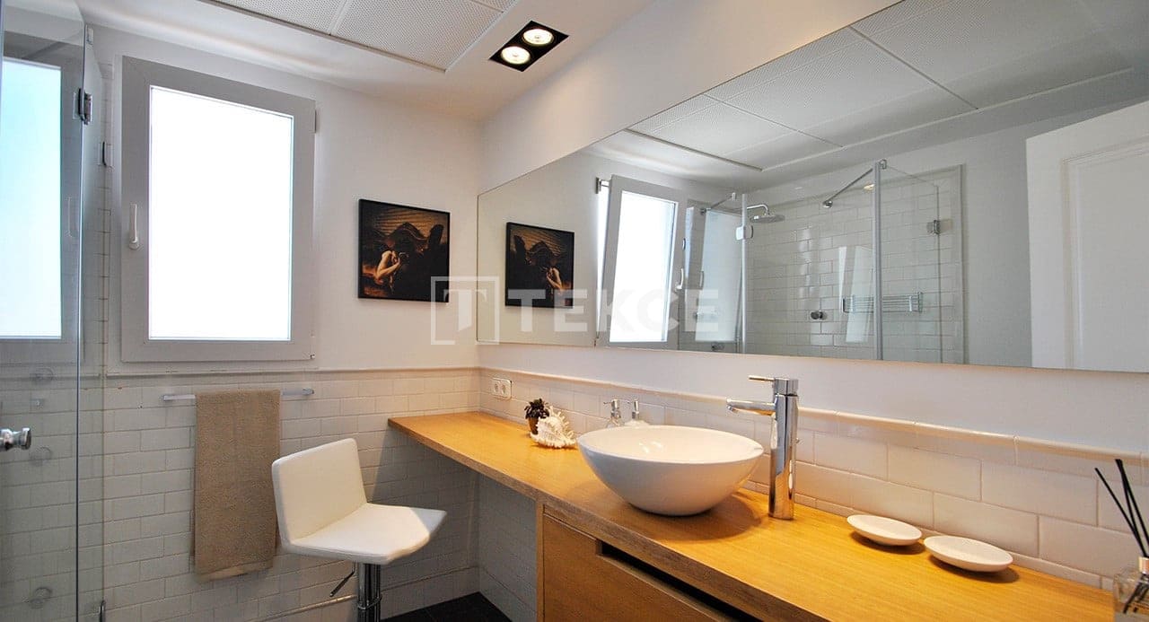 5 slaapkamer Villa te koop in San Fulgencio met zwembad - € 598.000 (Ref: 8965956)