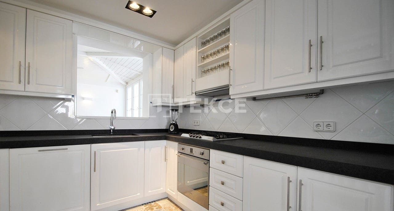 5 slaapkamer Villa te koop in San Fulgencio met zwembad - € 598.000 (Ref: 8965956)