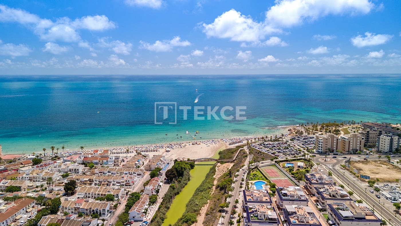 3 soverom Villa til salgs i Pilar de la Horadada med svømmebasseng - € 540 000 (Ref: 8965957)