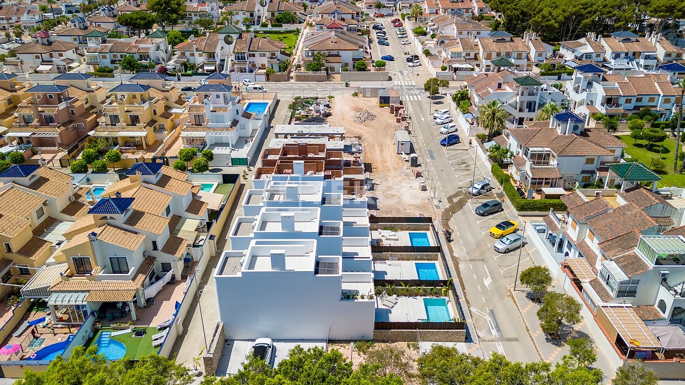 3 soverom Villa til salgs i Pilar de la Horadada med svømmebasseng - € 540 000 (Ref: 8965957)