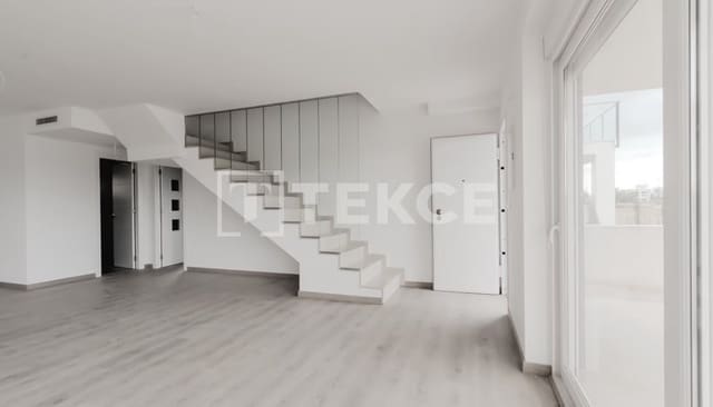 4 chambre Villa/Maison à vendre à Gran Alacant, Santa Pola avec piscine - 605 000 € (Ref: 8965959)