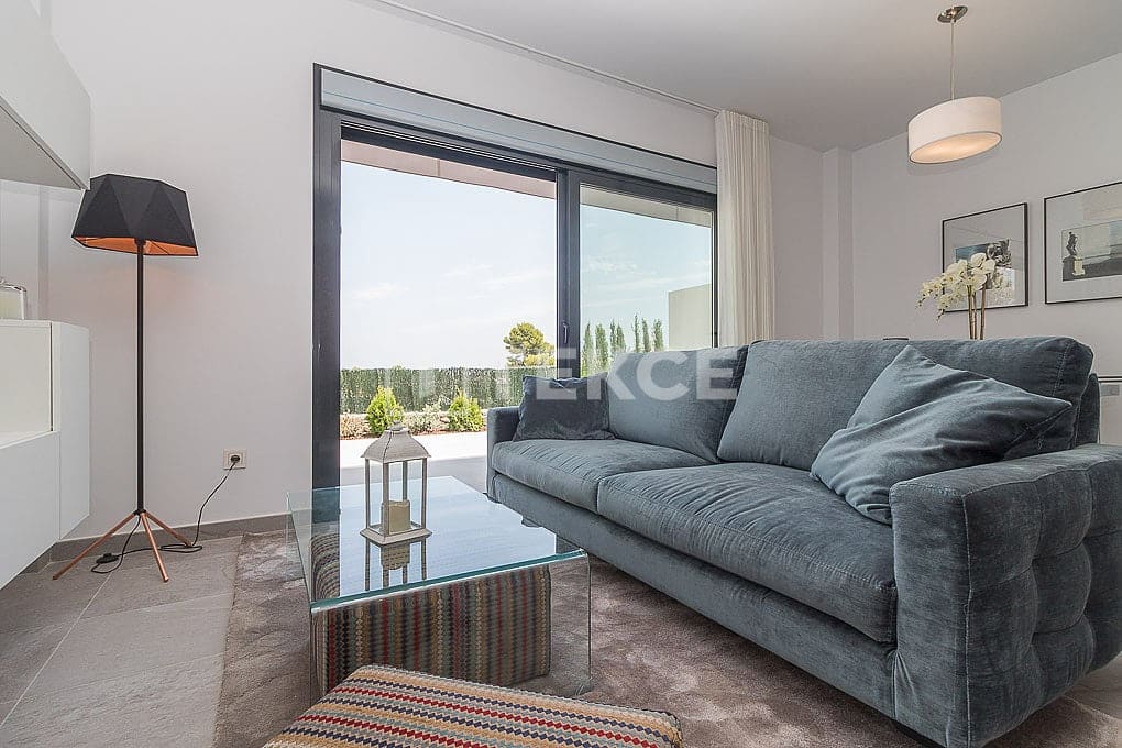 3 slaapkamer Flat te koop in Los Altos met zwembad - € 300.000 (Ref: 8965980)