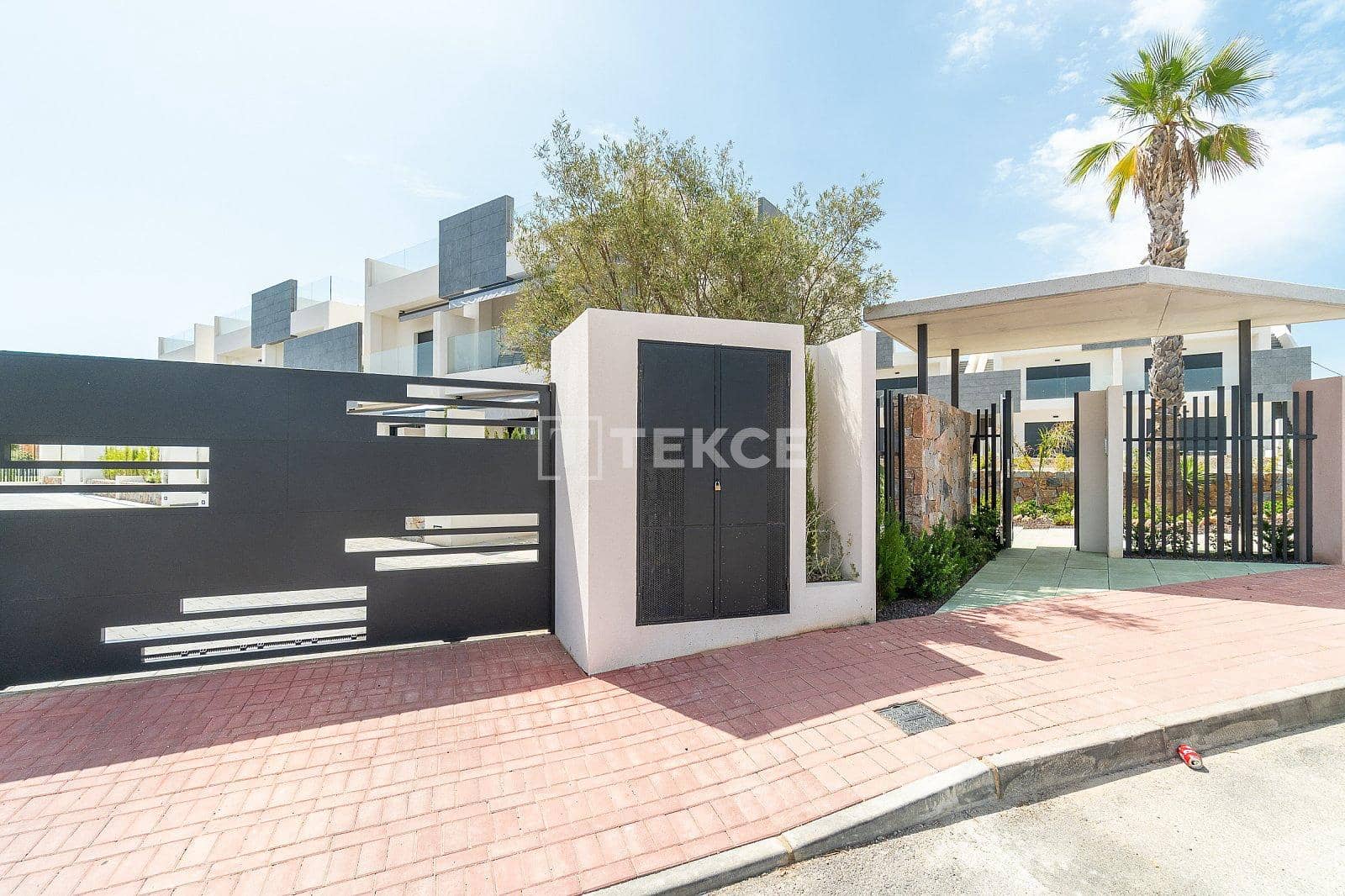 3 slaapkamer Flat te koop in Los Altos met zwembad - € 300.000 (Ref: 8965980)