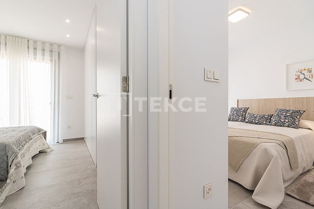 3 slaapkamer Flat te koop in Los Altos met zwembad - € 300.000 (Ref: 8965980)