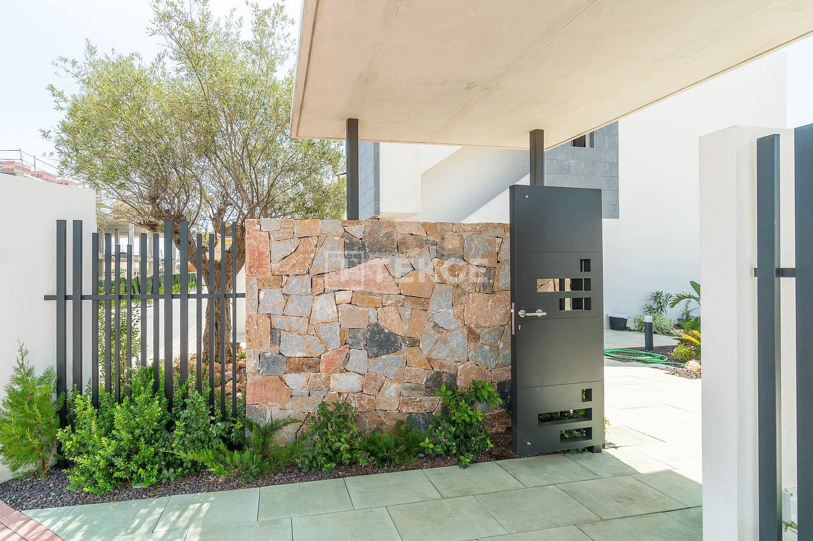 3 slaapkamer Flat te koop in Los Altos met zwembad - € 280.000 (Ref: 8965981)