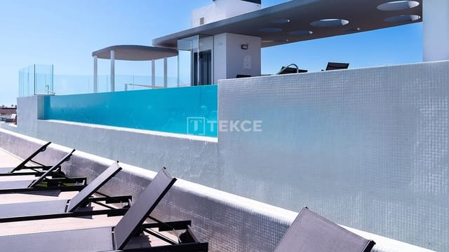 3 chambre Appartement à vendre à Punta Prima, Orihuela avec piscine - 478 000 € (Ref: 8965991)