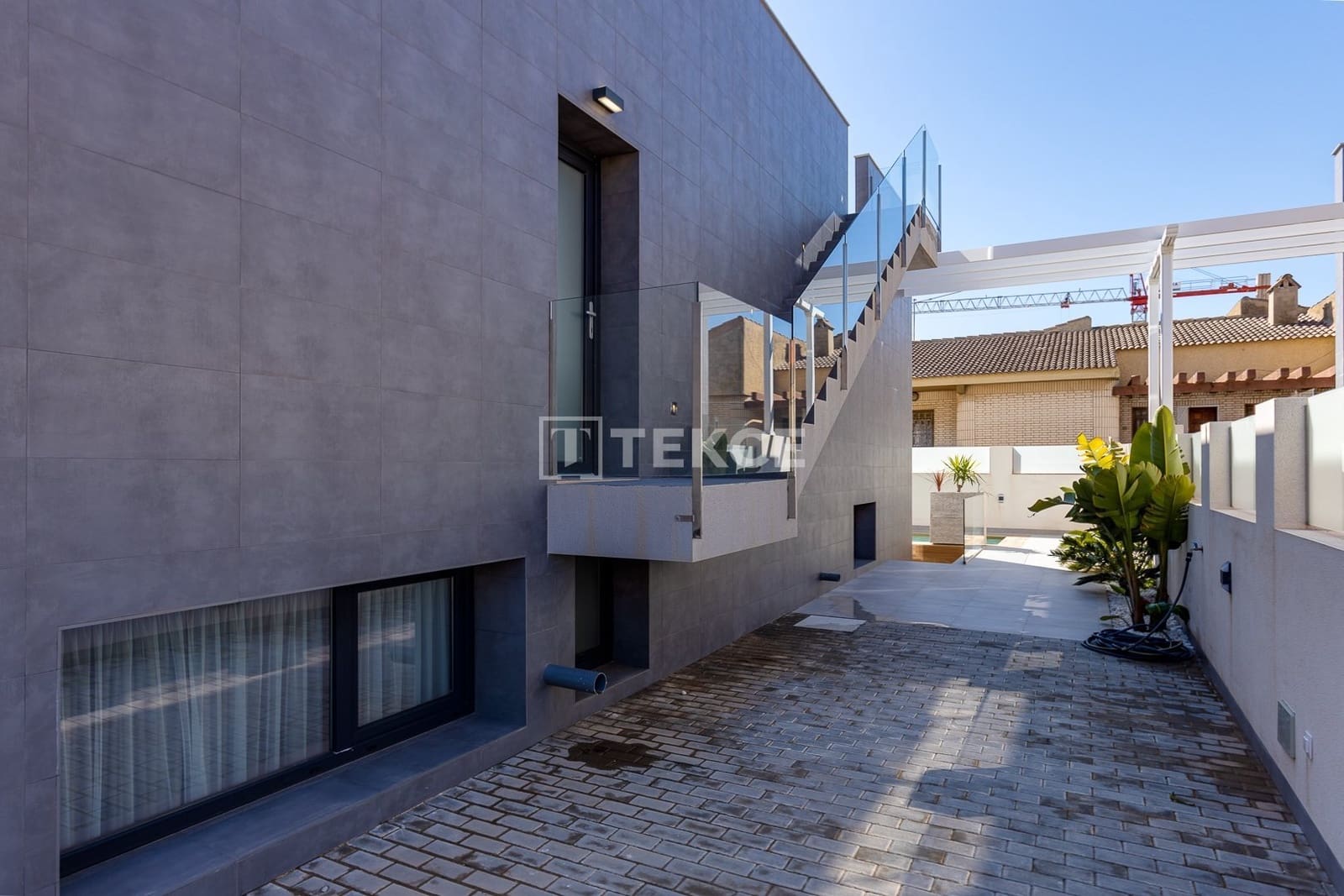 4 chambre Villa/Maison à vendre à La Mata avec piscine - 940 000 € (Ref: 8965999)