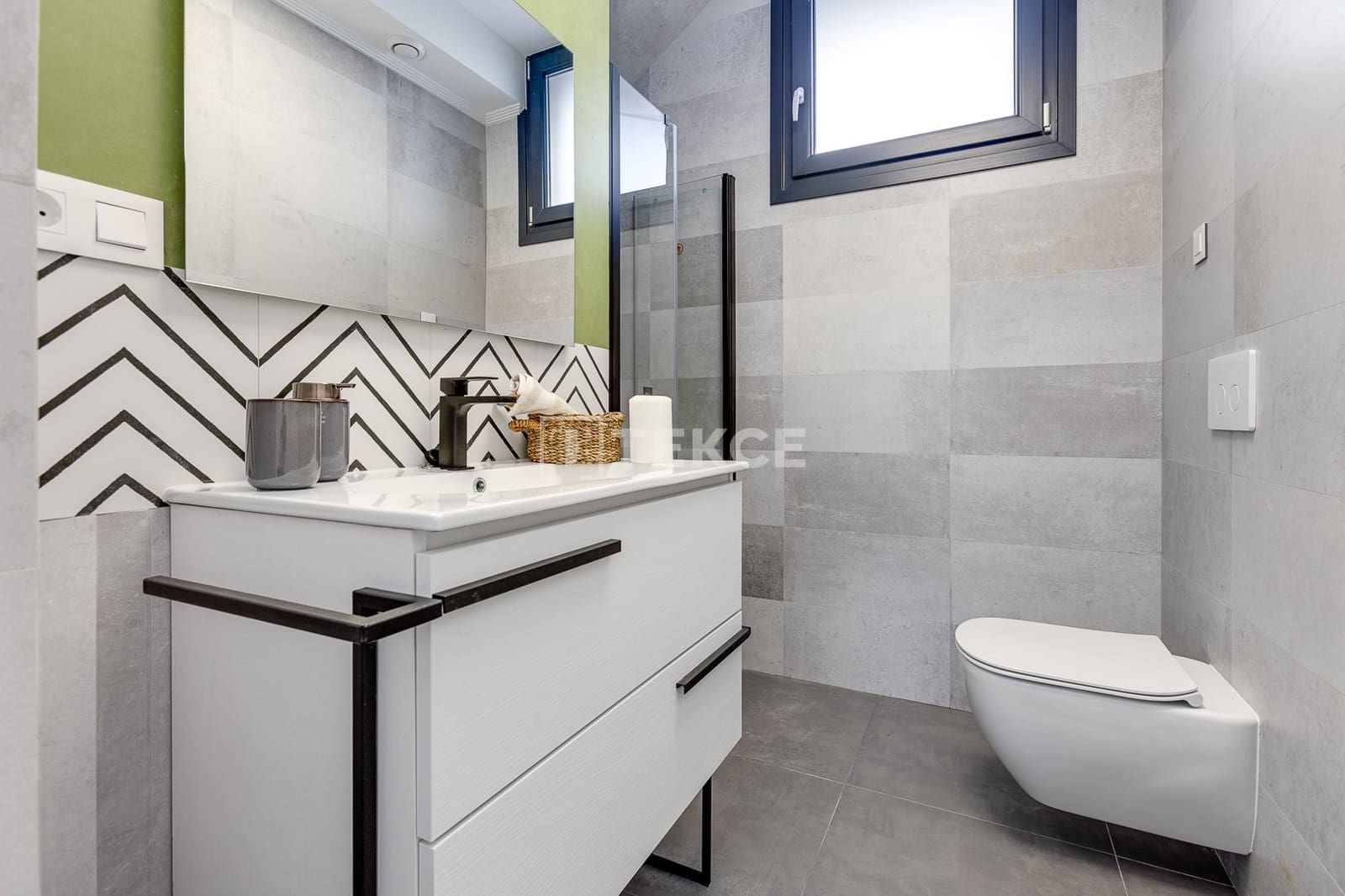 4 chambre Villa/Maison à vendre à La Mata avec piscine - 940 000 € (Ref: 8965999)