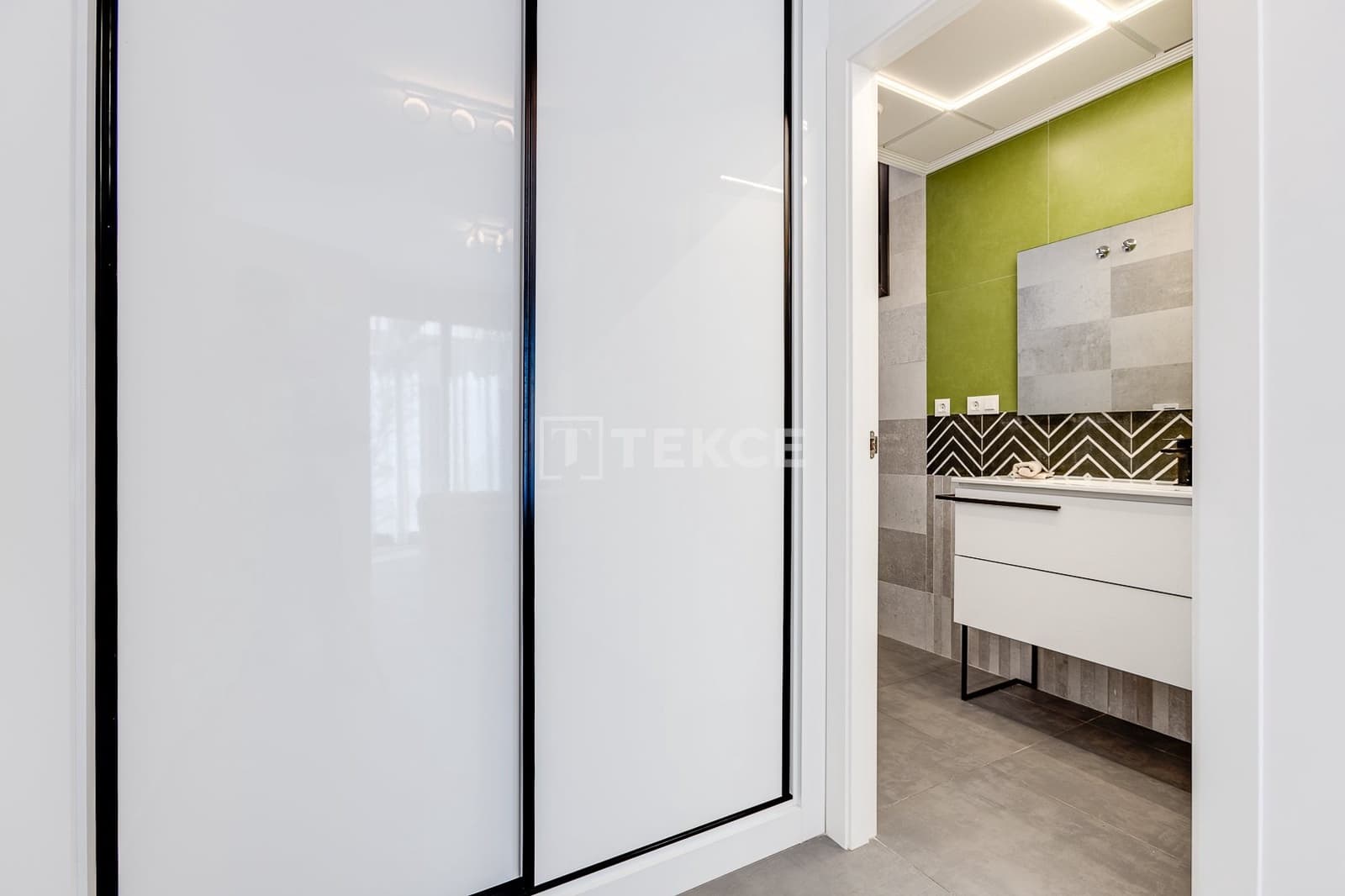 4 chambre Villa/Maison à vendre à La Mata avec piscine - 940 000 € (Ref: 8965999)