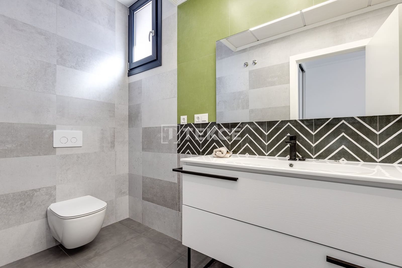 4 chambre Villa/Maison à vendre à La Mata avec piscine - 940 000 € (Ref: 8965999)